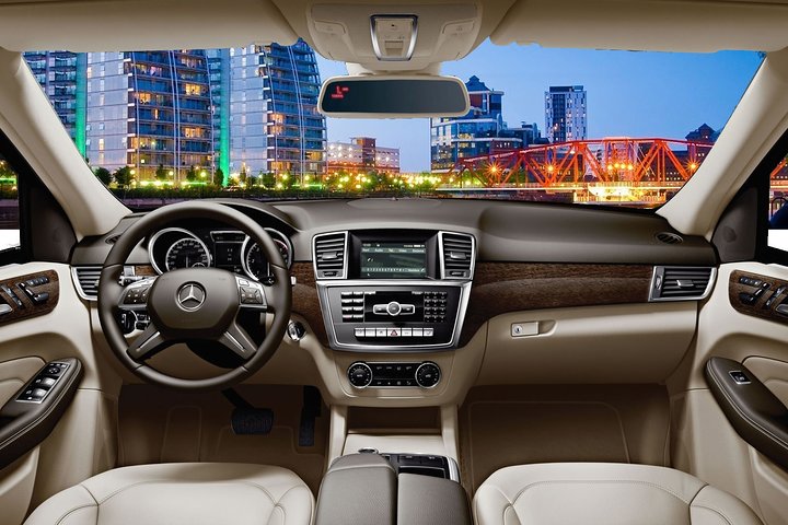 Private Transfer from Ellesmere Port to Manchester Airport (MAN)